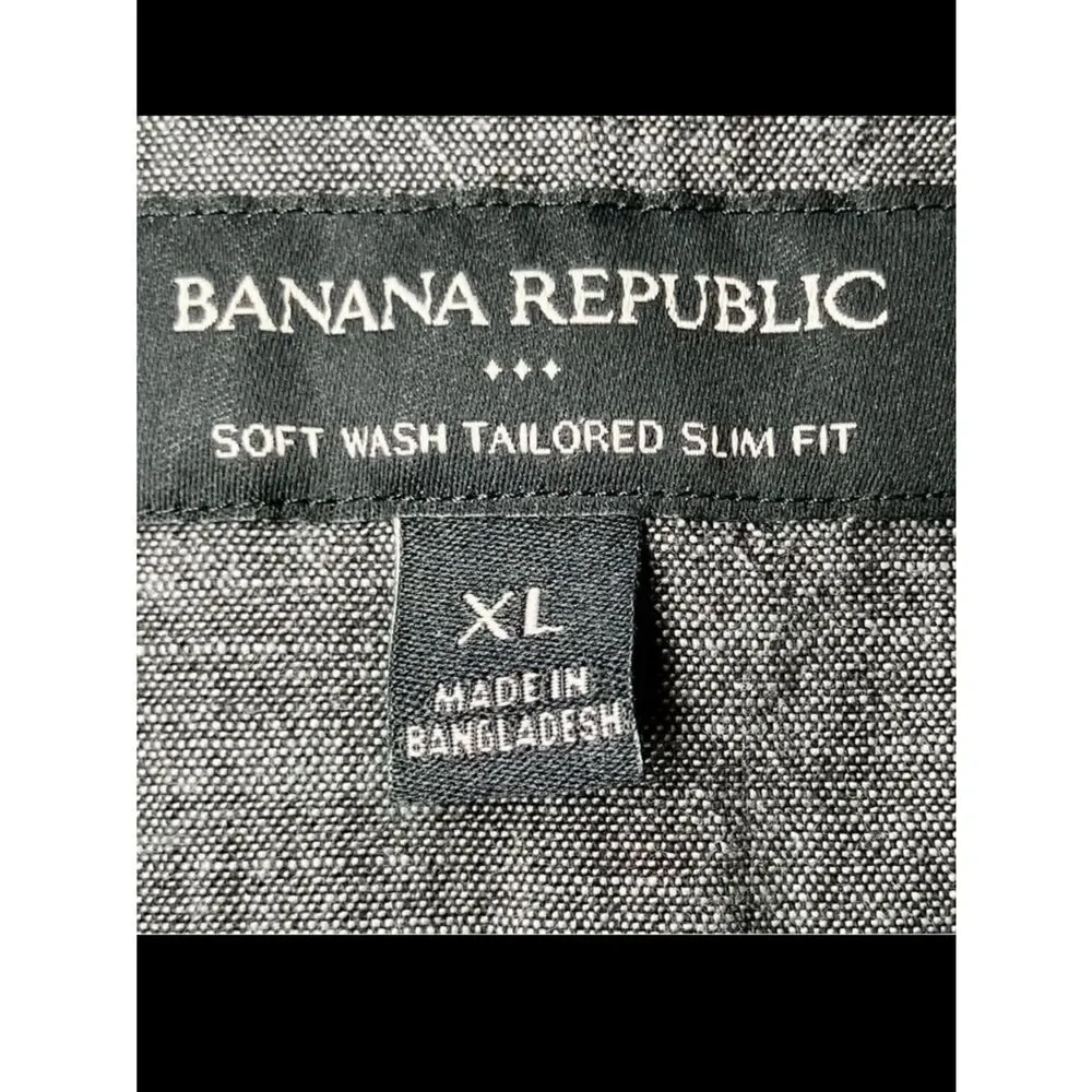 Banana Republic Tailored Slim Fit Button Down in Black Heather Men’s XL